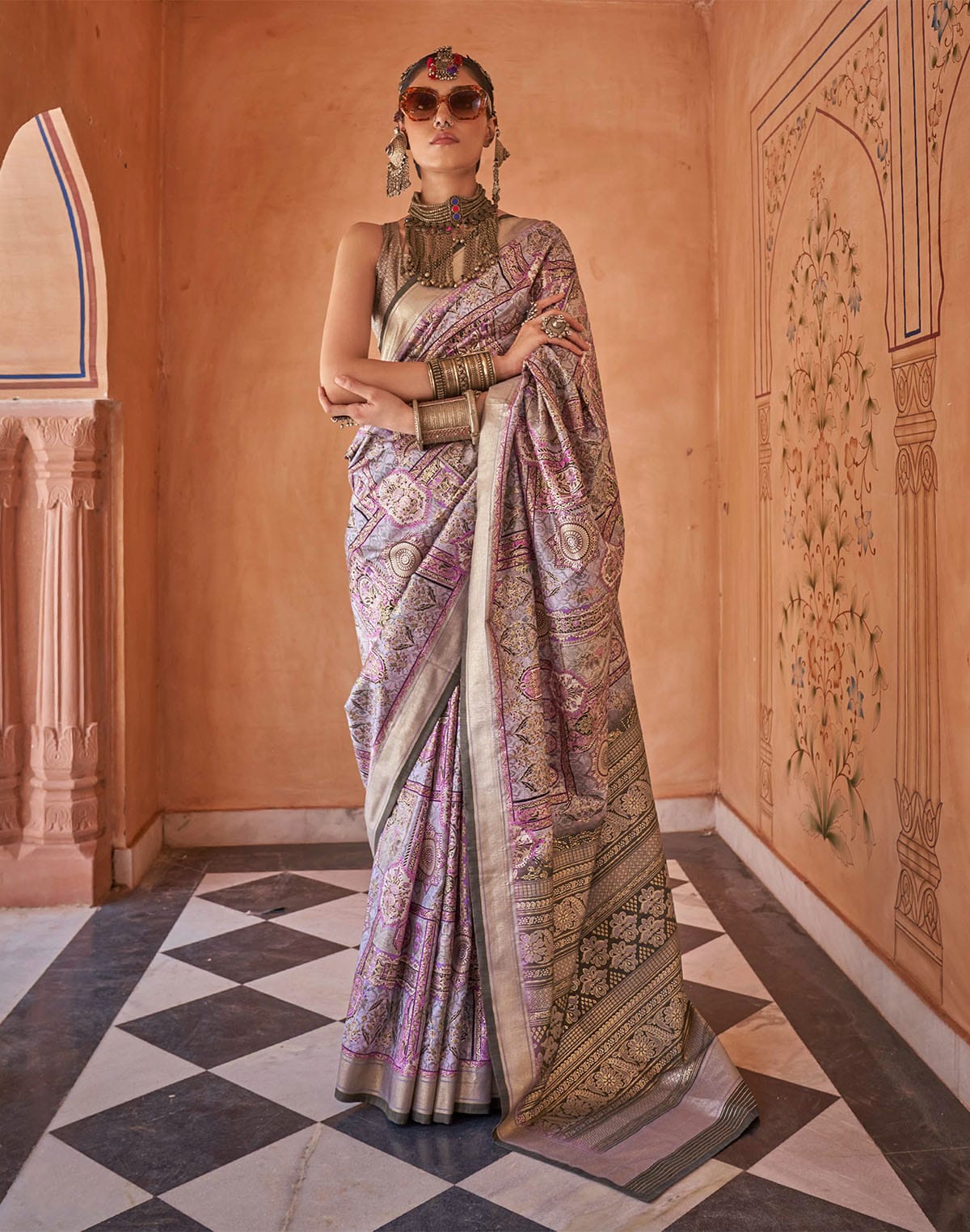 Trendy Light Pink Floral Print Soft Silk Saree