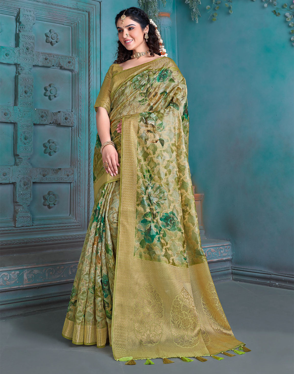 Green Floral Woven Design Tissue Saree