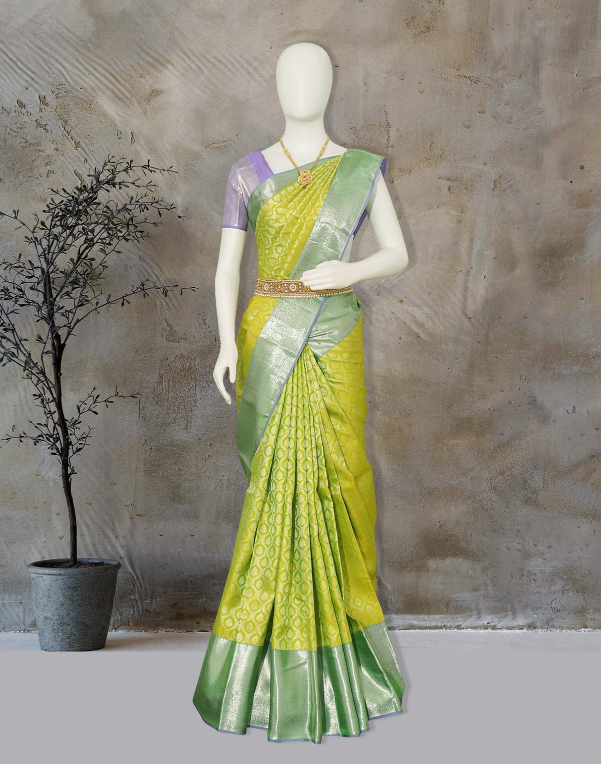 Light Parrot Green Floral Zari Contrast Saree