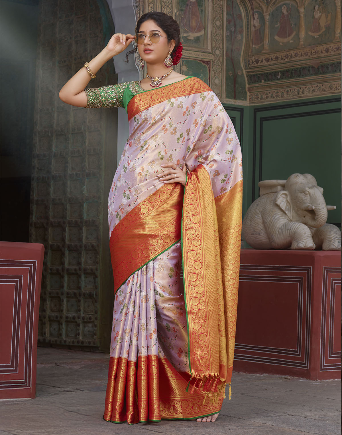 Double Shaded Light Purple Kanchipuram Pure Silk Saree With Contrast Blouse