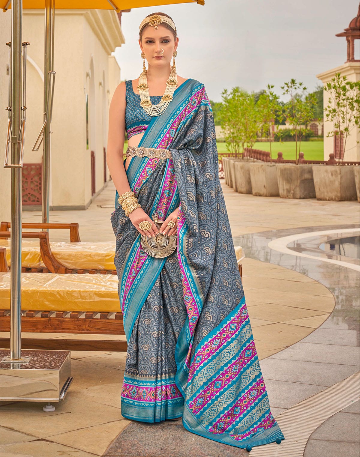 Grey Ethnic Motifs Patola Silk Saree