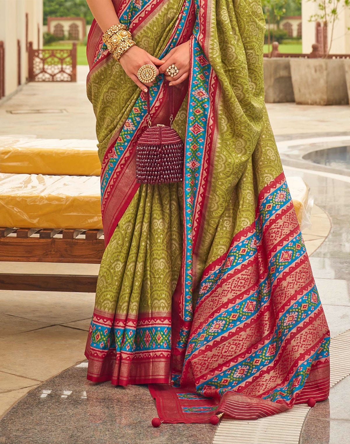 Patola Silk Fabric Mehendi Green Contrast Saree