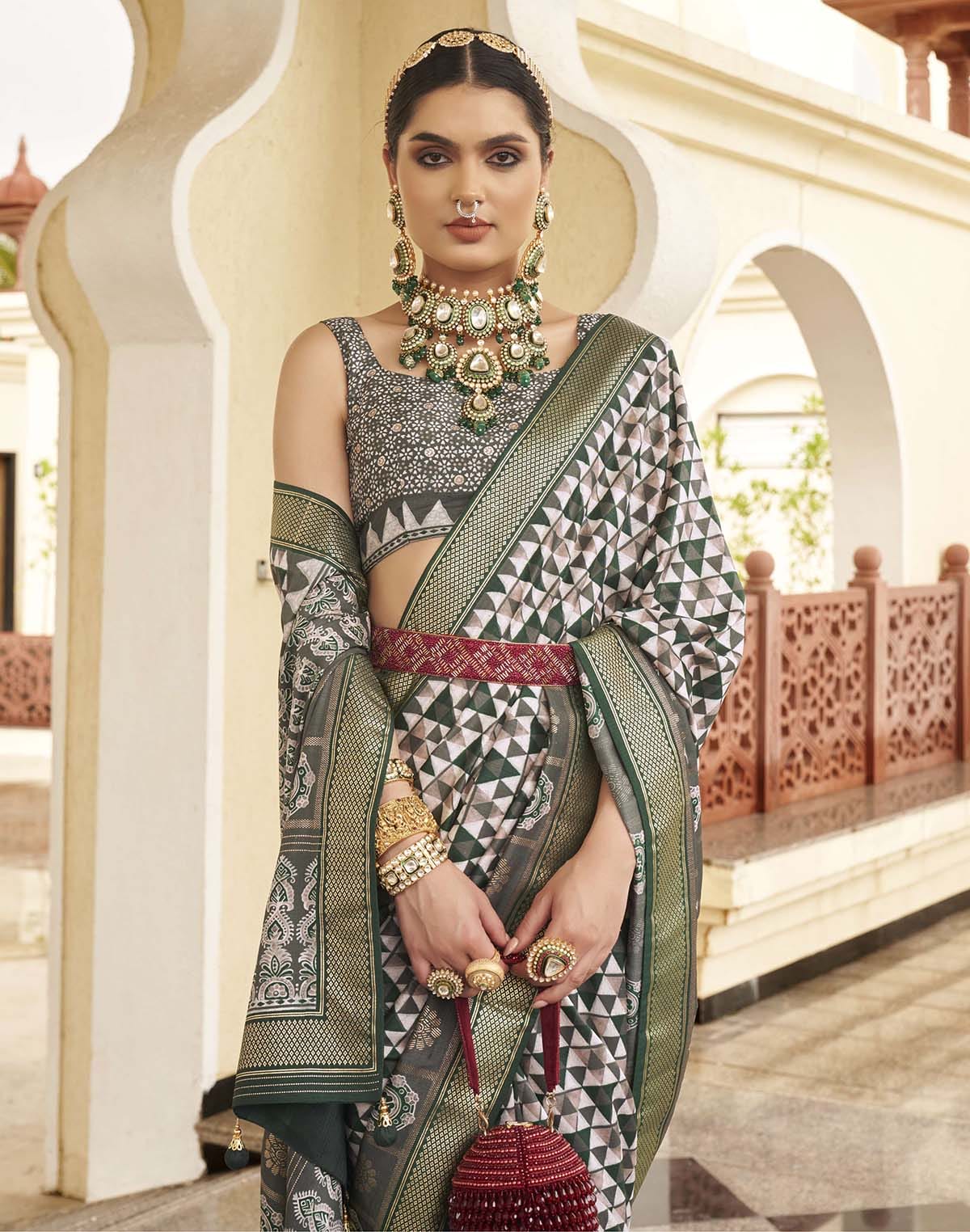 Green Colour Geometric Pattern Soft Silk Saree