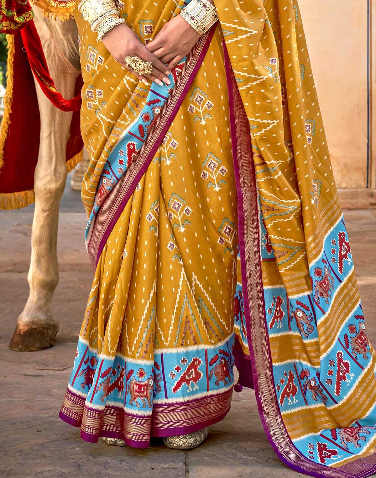 Mustard and Pink Contrast Border Saree