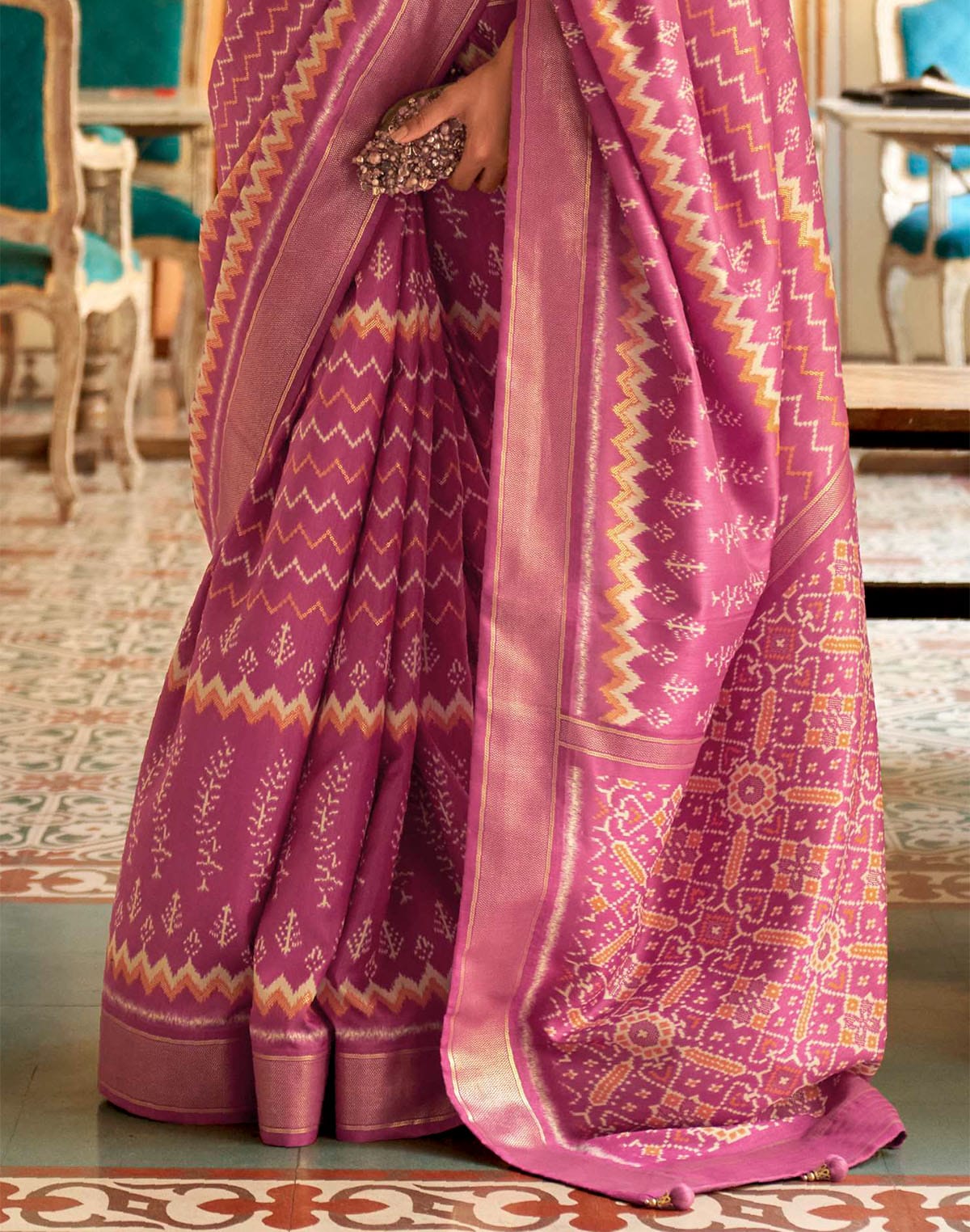 Light Pink Ikat Pattern Patola Silk Saree