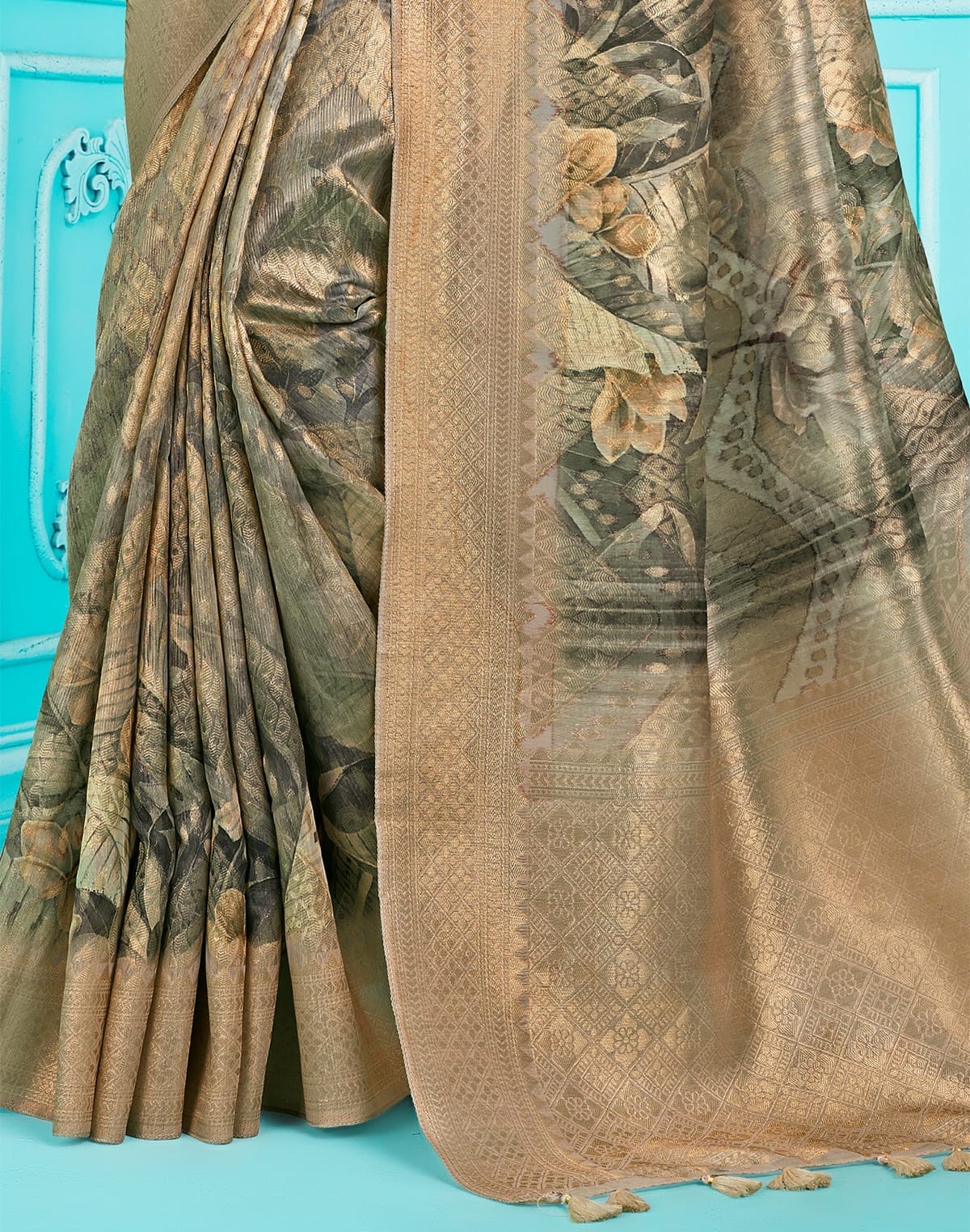 Digital Print with Zari weaving Organza Saree