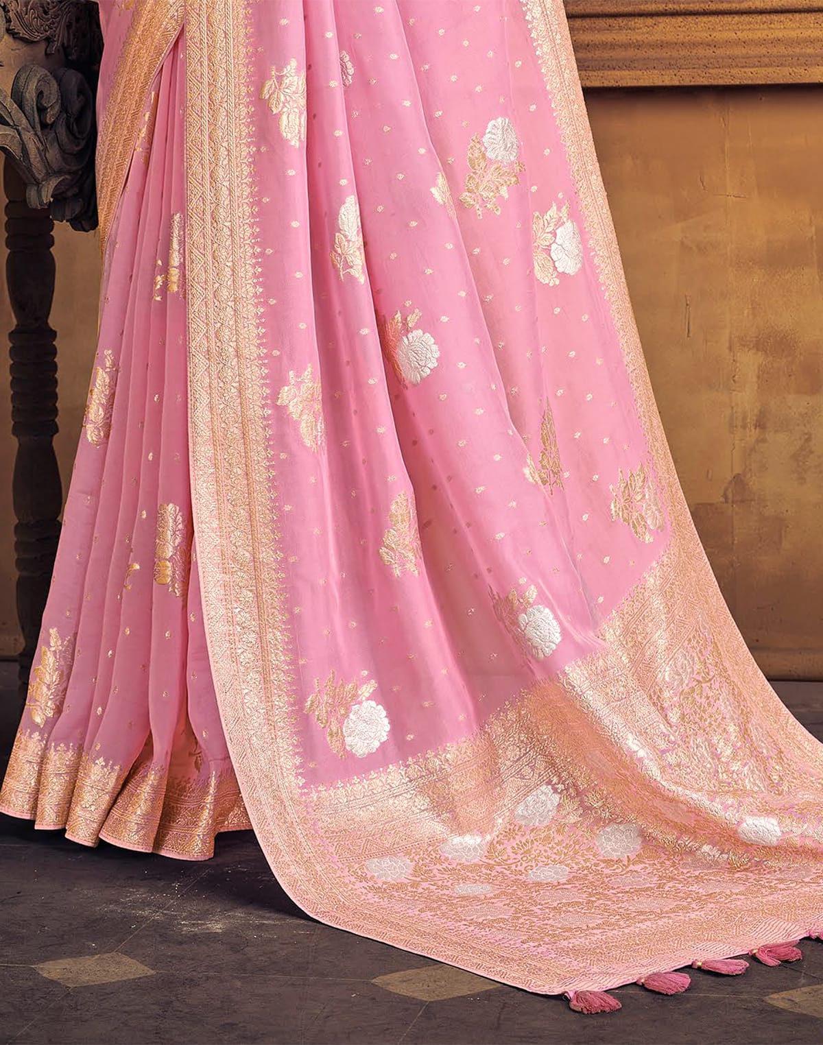 Pink Coloured Banaras in Dola Silk Saree