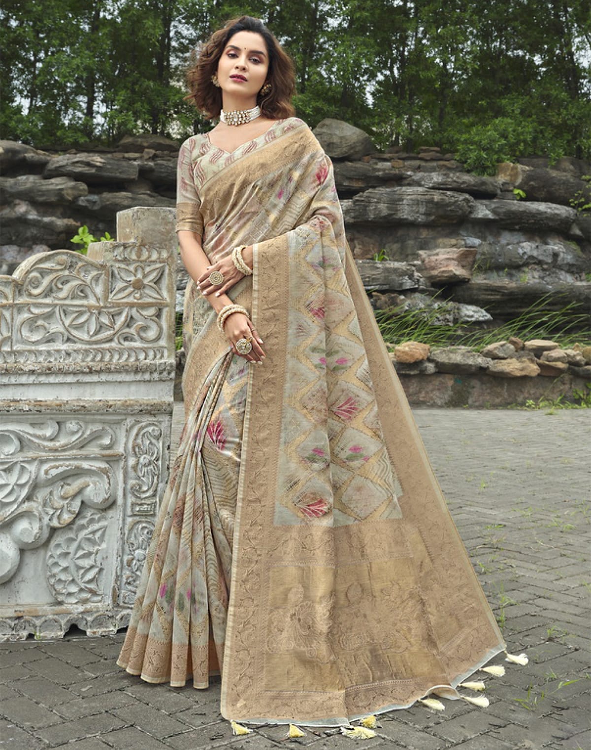 Light Grey Floral Weaving Fancy Jute Saree