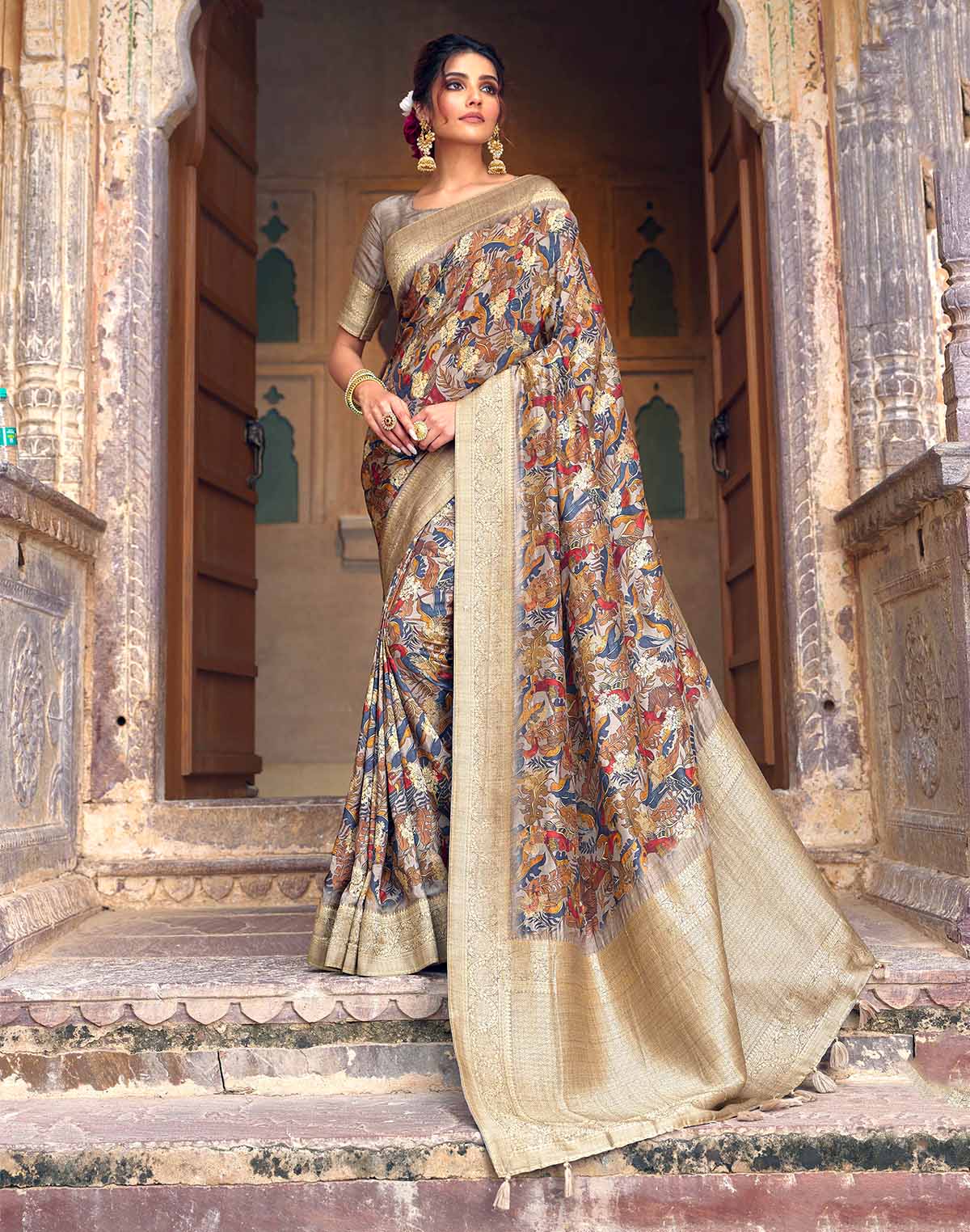 Exquisite Light Grey Dola Silk Saree with Blouse