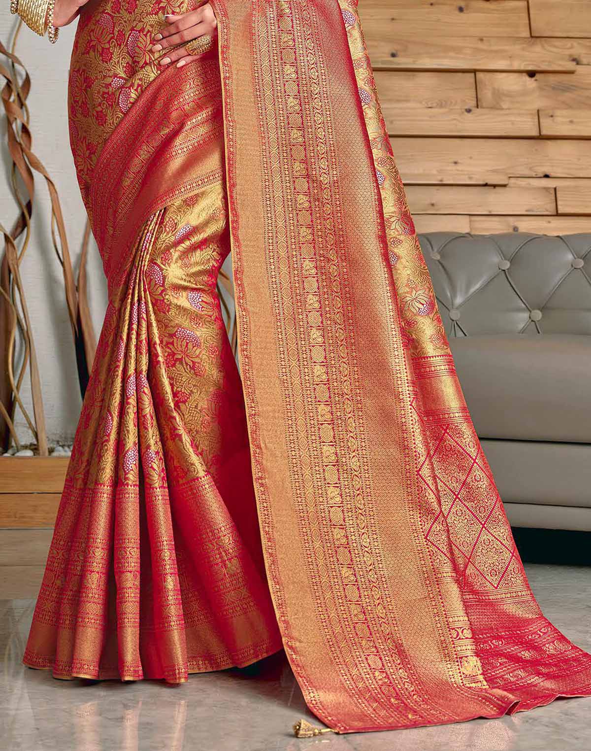 Pink Floral  Meena work Padiya Banaras Tissue Saree