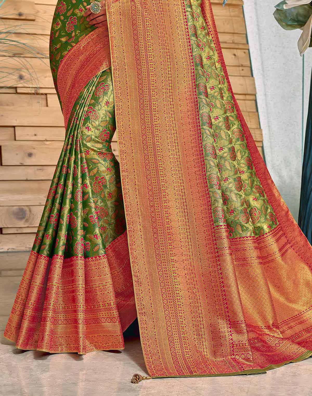 Green all over Floral Meena work Padiya Banaras Tissue Saree