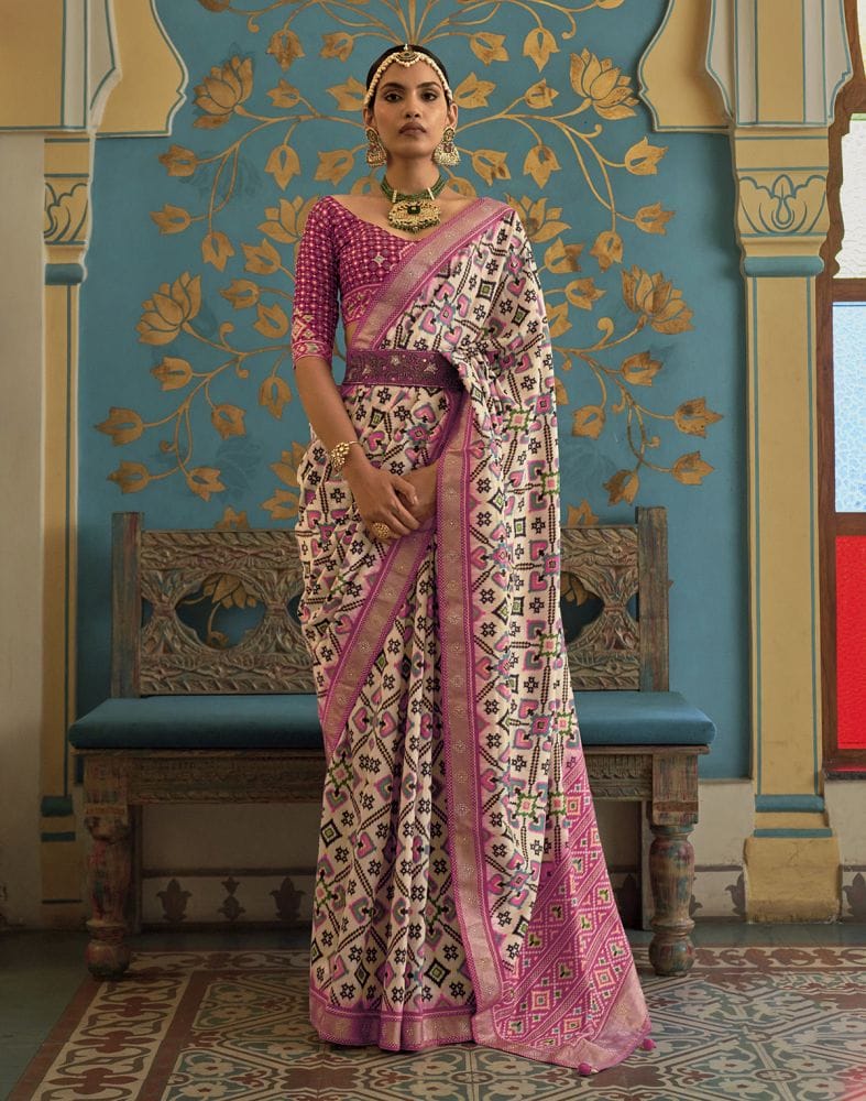 Cream Ikat Priyam Patola Saree