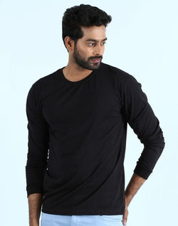 Collection of Black Solid Straight Fit Men T-Shirt in a gallery layout